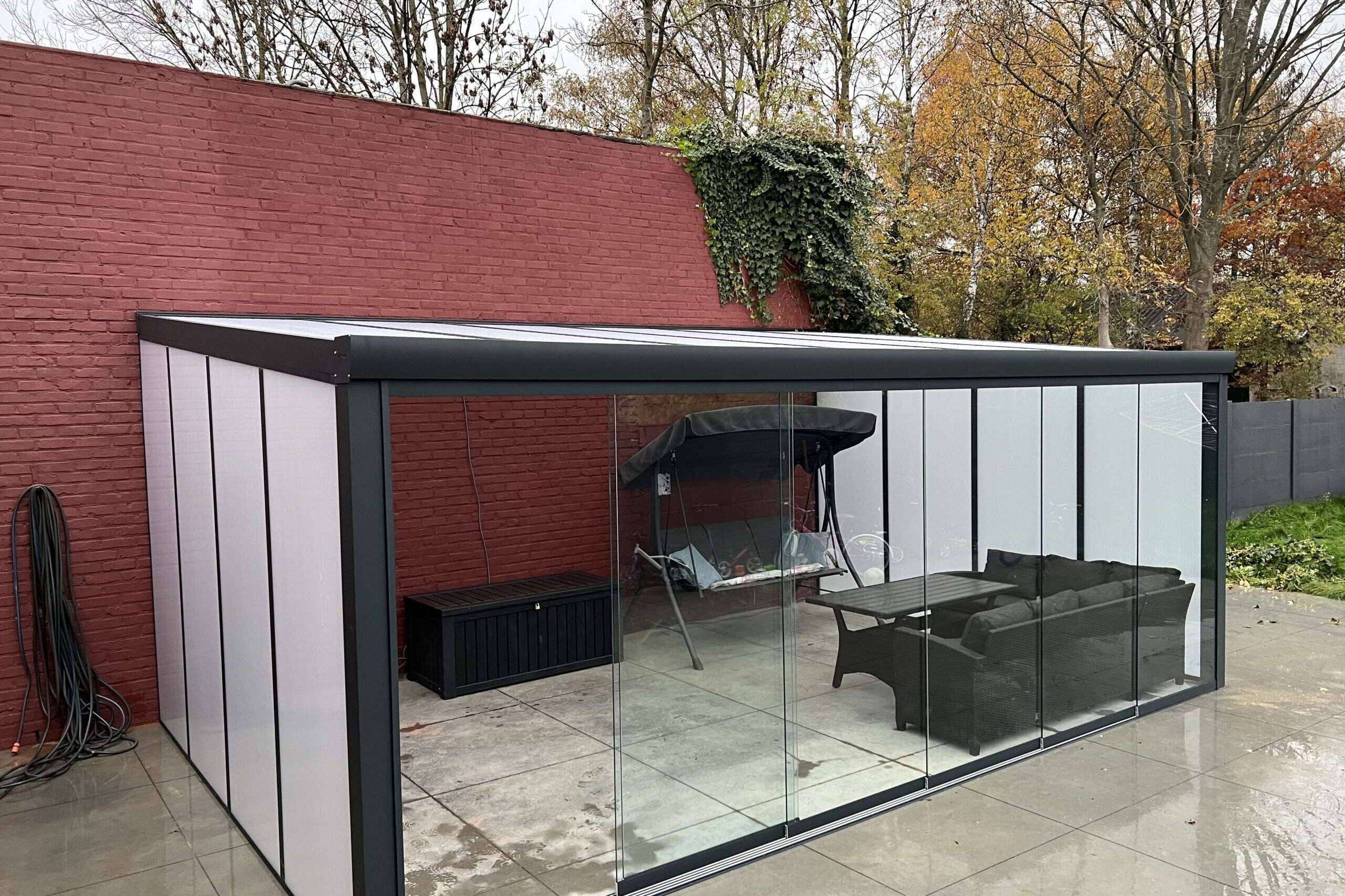 Veranda met aluminium randen