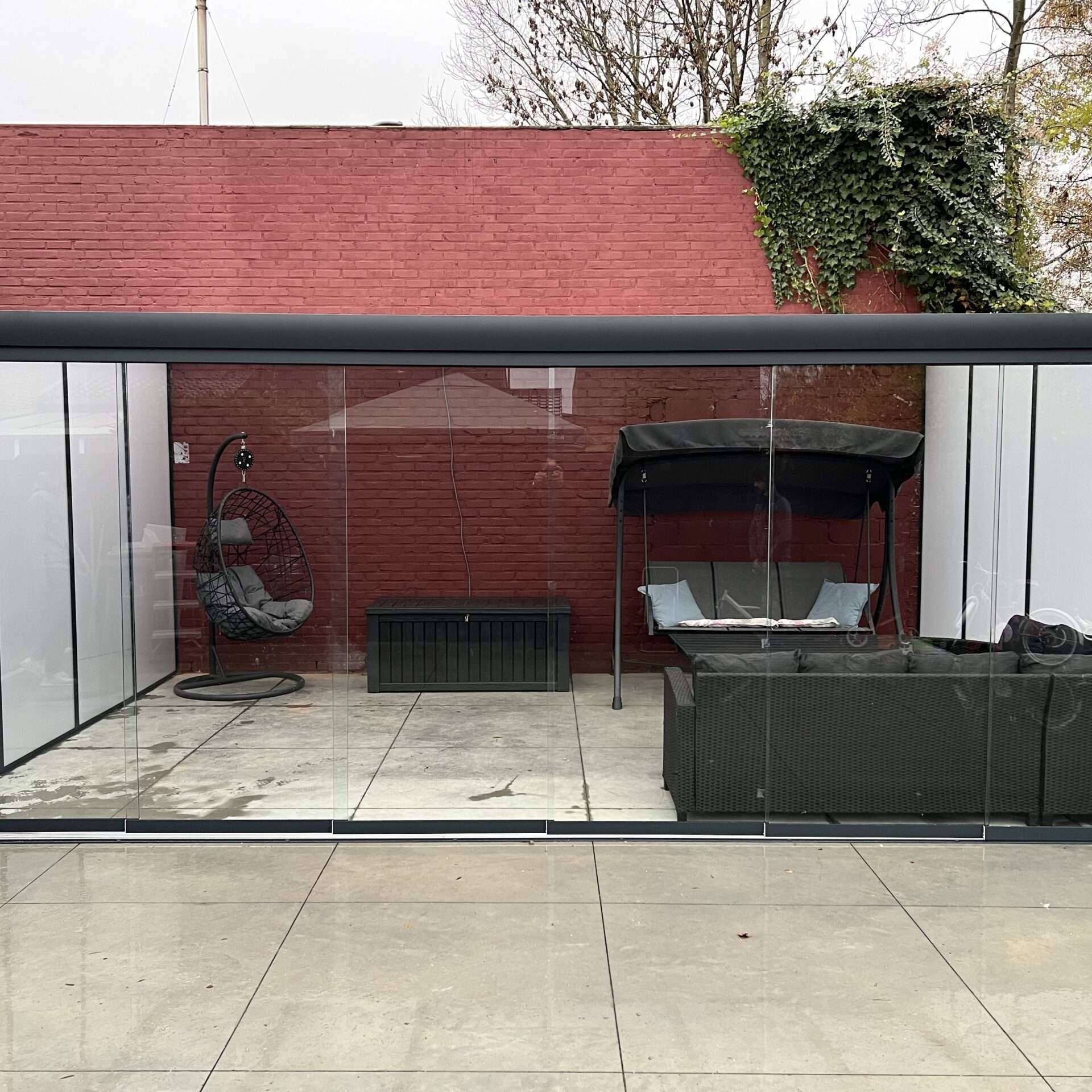 Lounge veranda met schuifdeuren